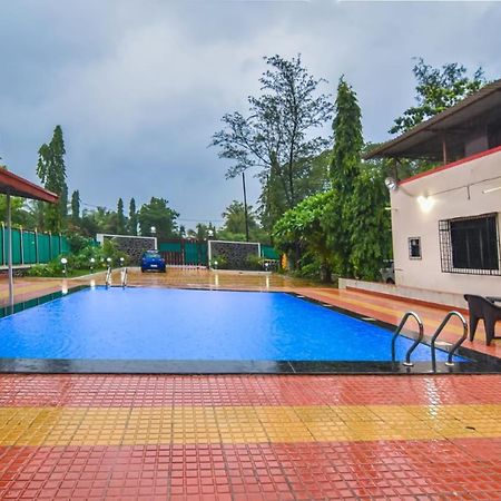 Twinkle Villa 4Bhk Карджат Екстер'єр фото